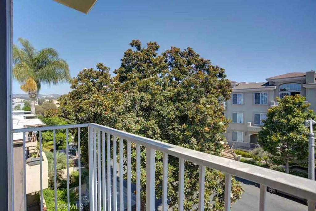 Additional image 22 of 1737 Colby Ave Unit 201, Los Angeles, CA 90025