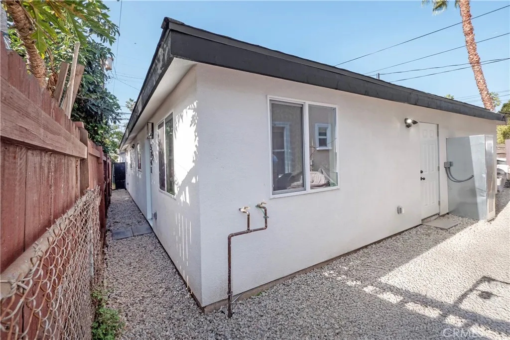 Additional image 11 of 5739 S St Andrews Pl Unit 1/2, Los Angeles, CA 90062