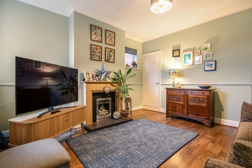 2 bed semi-detached house for saleRecreation Street, Long Eaton, Nottingham, Nottinghamshire NG10 photo 4