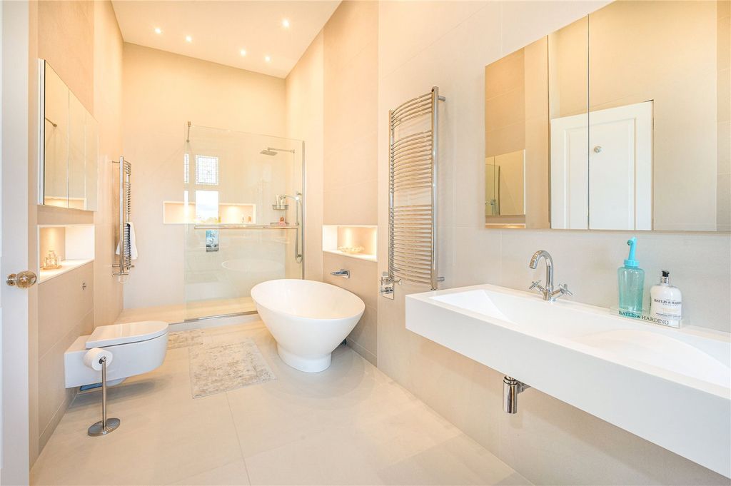 Additional image 22 of 3 bed flat for saleWyfold Court, Kingwood, Oxfordshire RG9