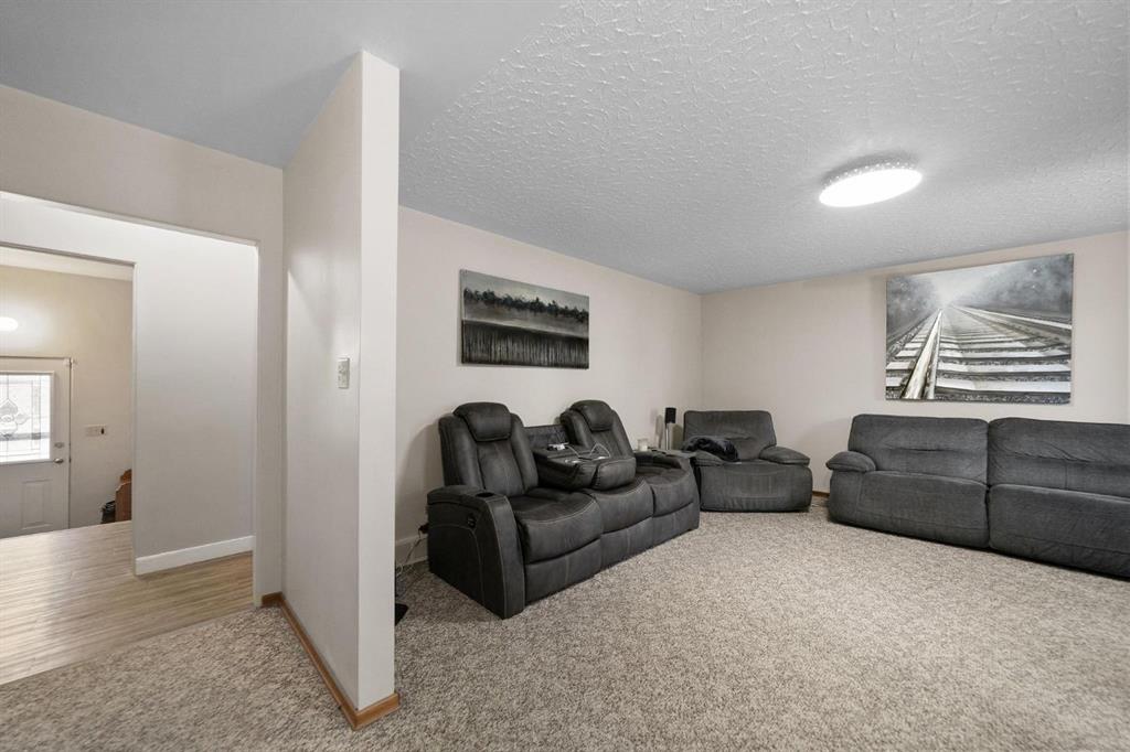 Additional image 4 of 5205 56 Street, Camrose, AB, T4V2E2