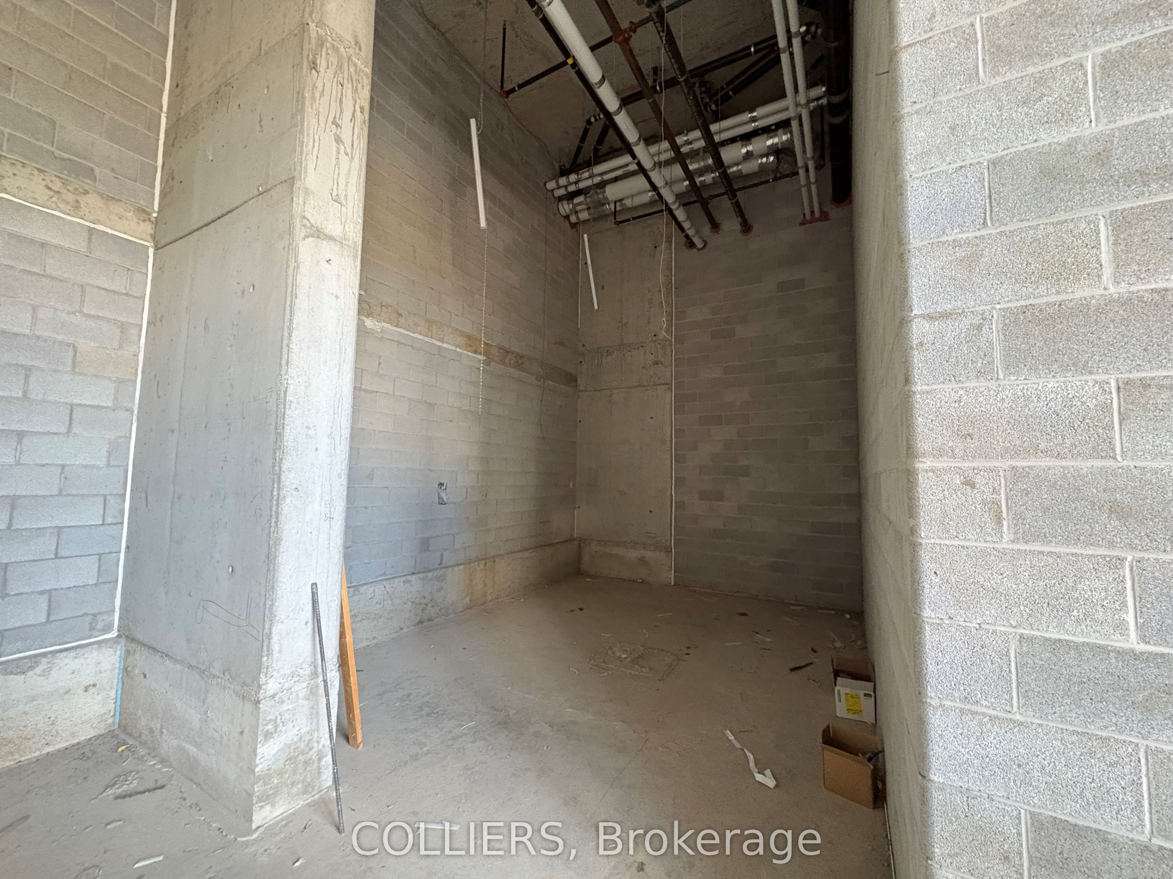 Additional image 2 of 5 Village Green Square, Toronto, ON, M1T 3G2