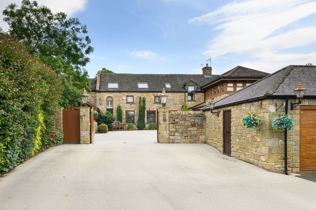 6 bed barn conversion for saleBowes Hill, Newton Hall, Newton, Stocksfield, Northumberland NE43