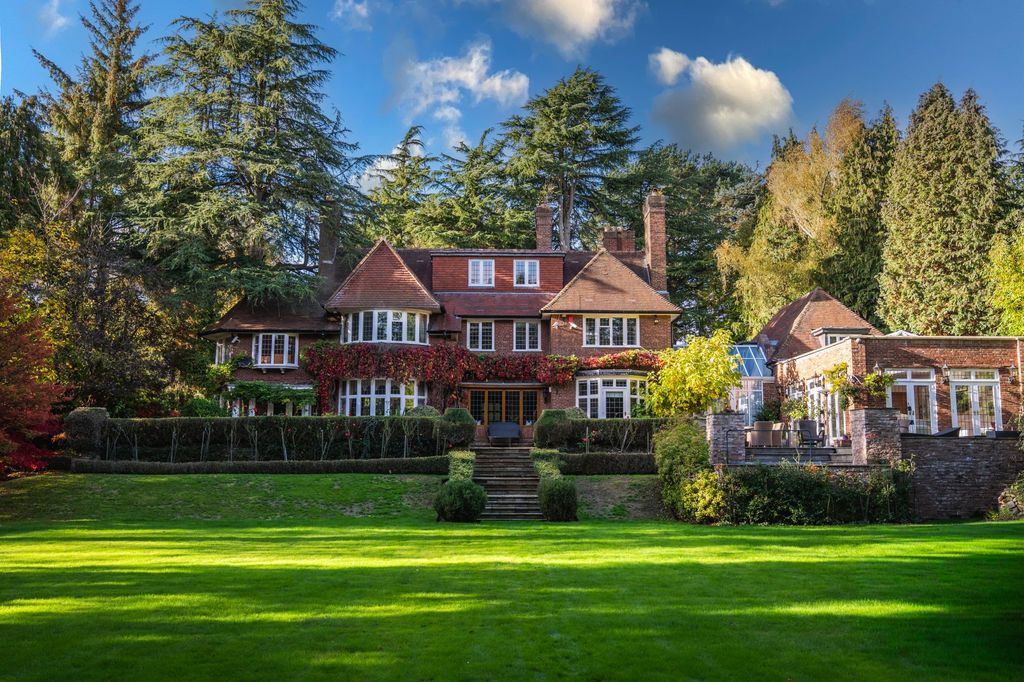 7 bed detached house for saleLuttrell Road, Four Oaks Estate B74