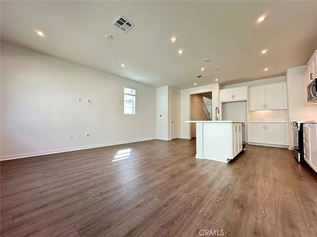 Additional image 6 of 16052 Montenegro Ln, Fontana, CA 92336