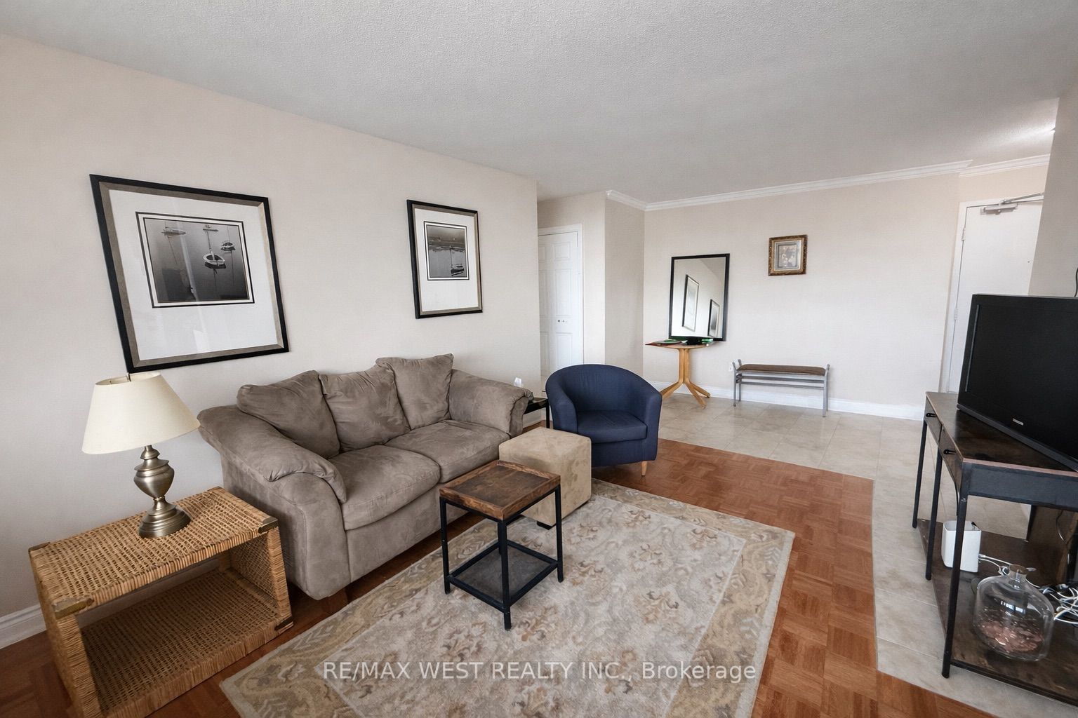 Additional image 3 of 1005-541 Blackthorn Avenue, Toronto, ON, M6M 5A6