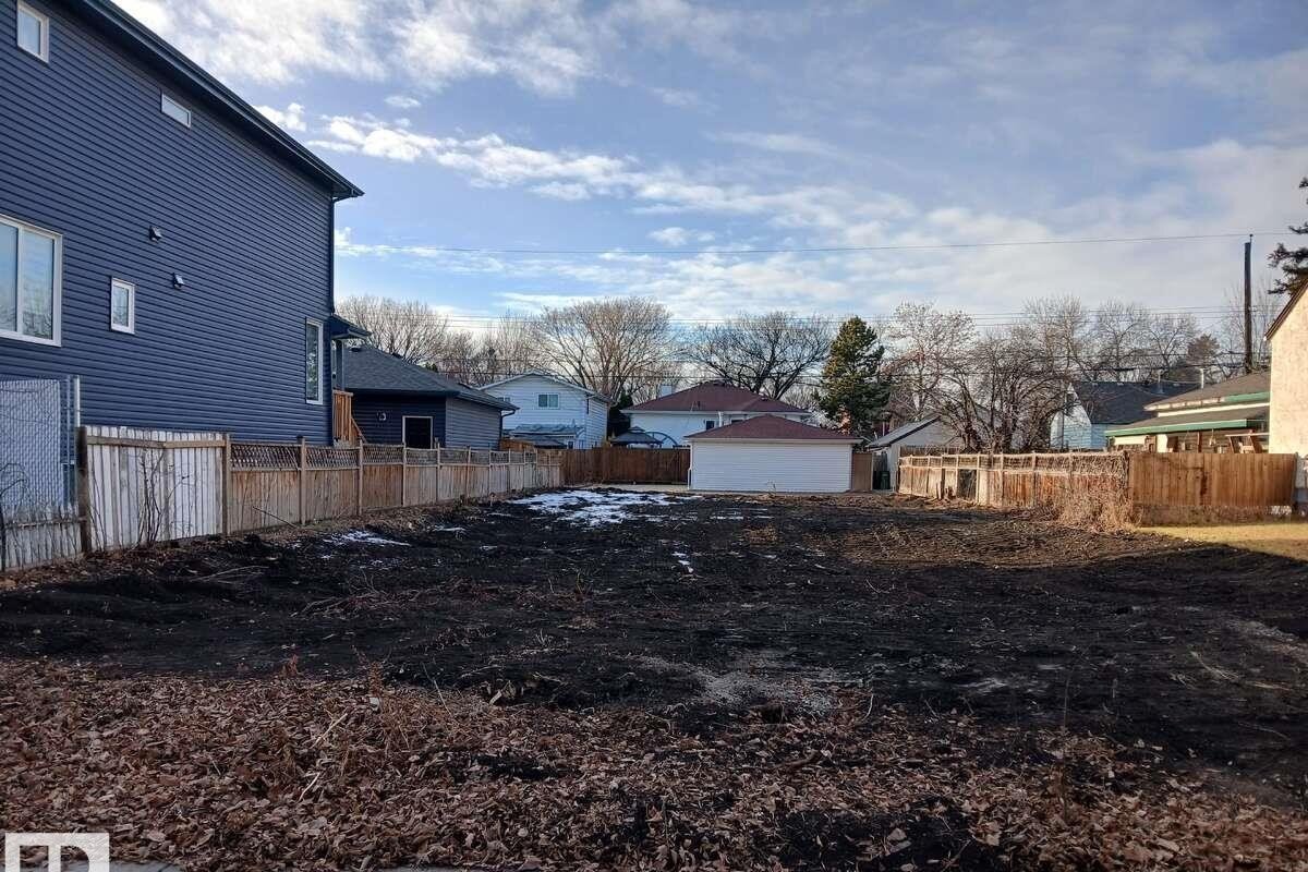 Additional image 4 of 12330 91 Street NW, Edmonton, AB, T5B4C5