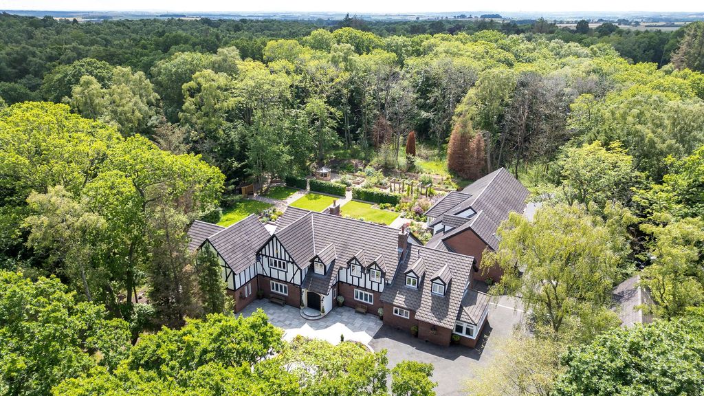 Additional image 2 of 5 bed detached house for saleAcorn Lodge, Gubeon Wood, Morpeth NE61