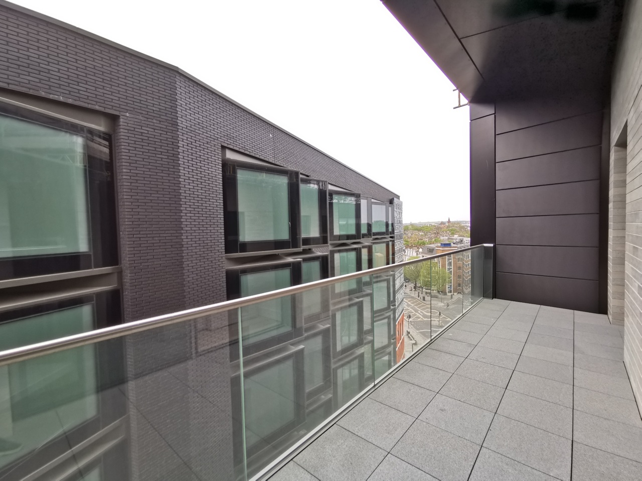 Additional image 9 of 2 Bed Flat, Carrara Tower, EC1V, N1 7GU