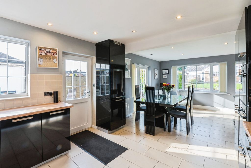 Additional image 8 of 4 bed detached house for saleHill Crescent, Preston PR4