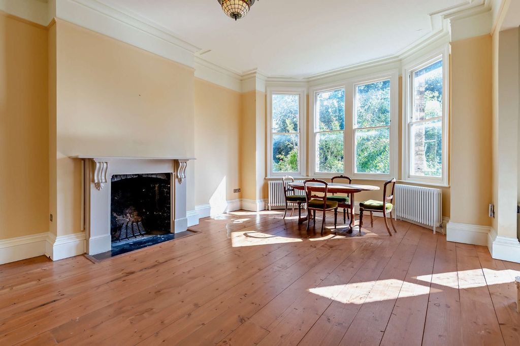 Additional image 3 of 2 bed flat for saleNorham Road, Oxford OX2