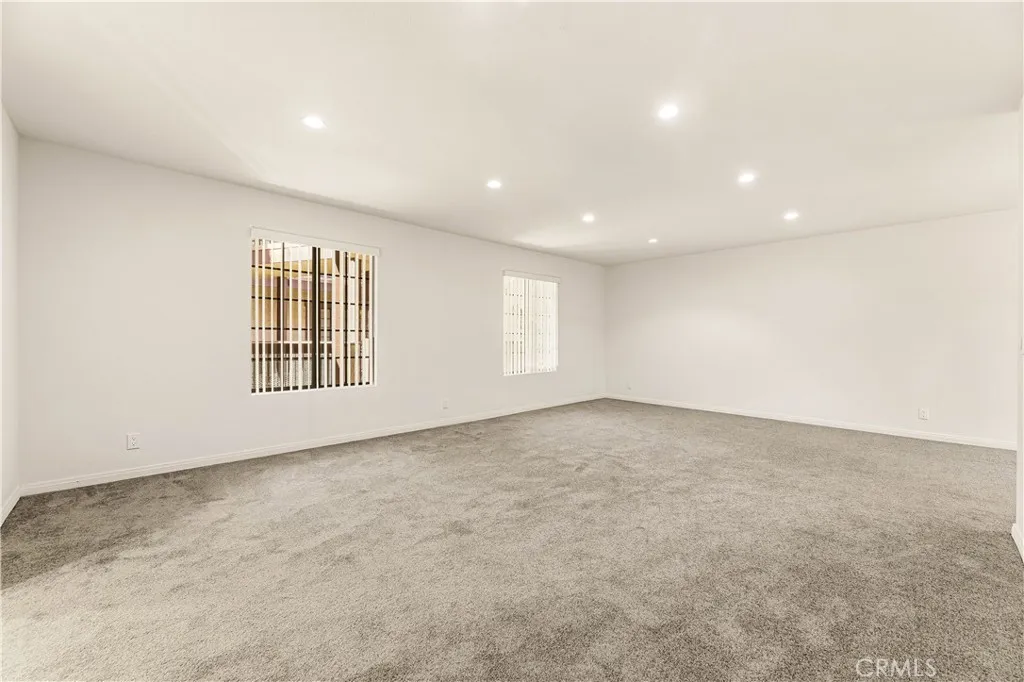 Additional image 33 of 260 S 6th Street Unit G, Burbank, CA 91501