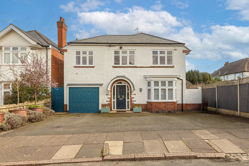 4 bed detached house for saleEastfield Road, Western Park LE3