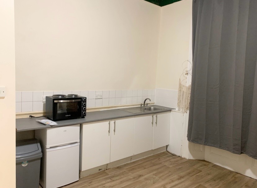 Additional image 5 of Bedsit, Claverton St, SW1V, N1 7GU