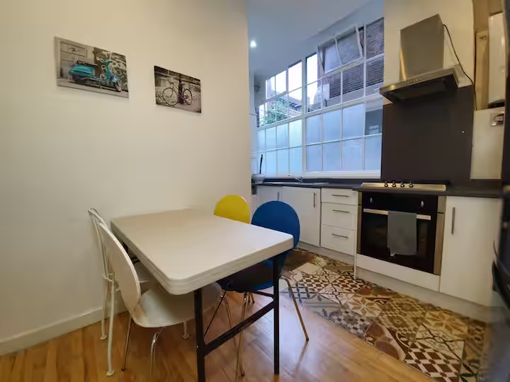 Additional image 4 of 3 Bed Flat, Bevenden Street, N1, N1 7GU