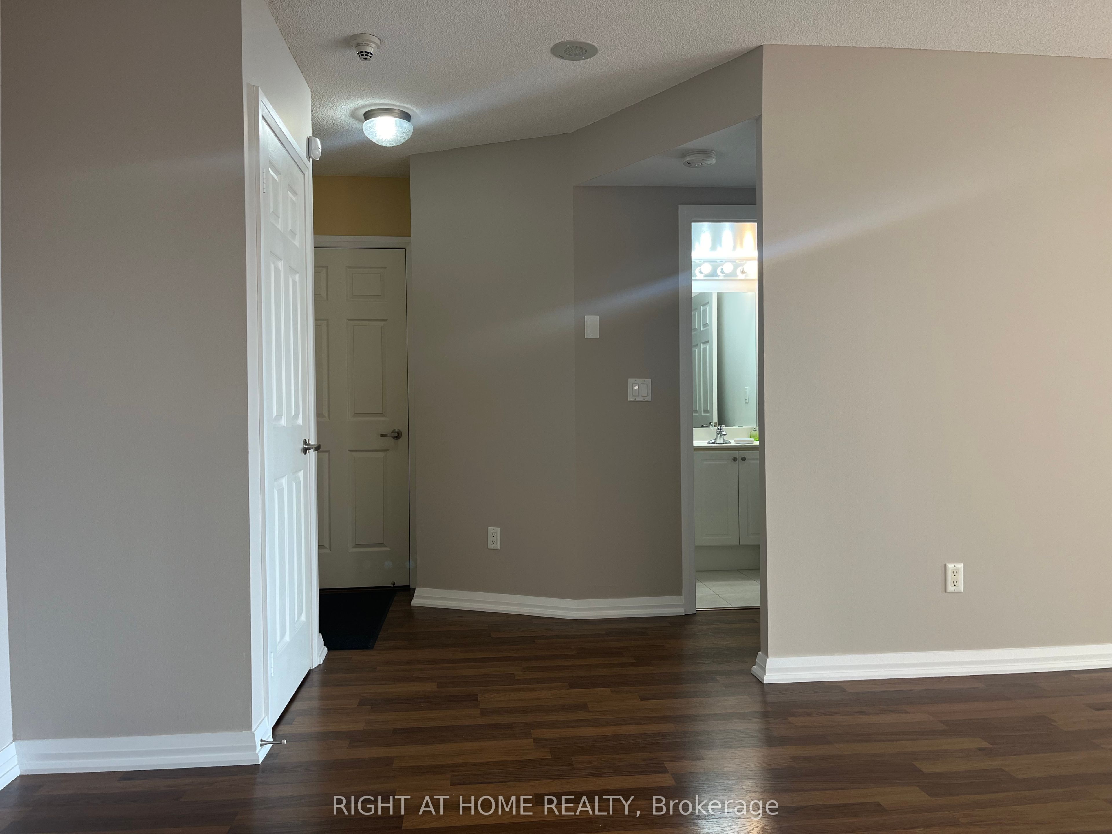 Additional image 3 of 707-220 Forum Drive, Mississauga, ON, L4Z 4K1