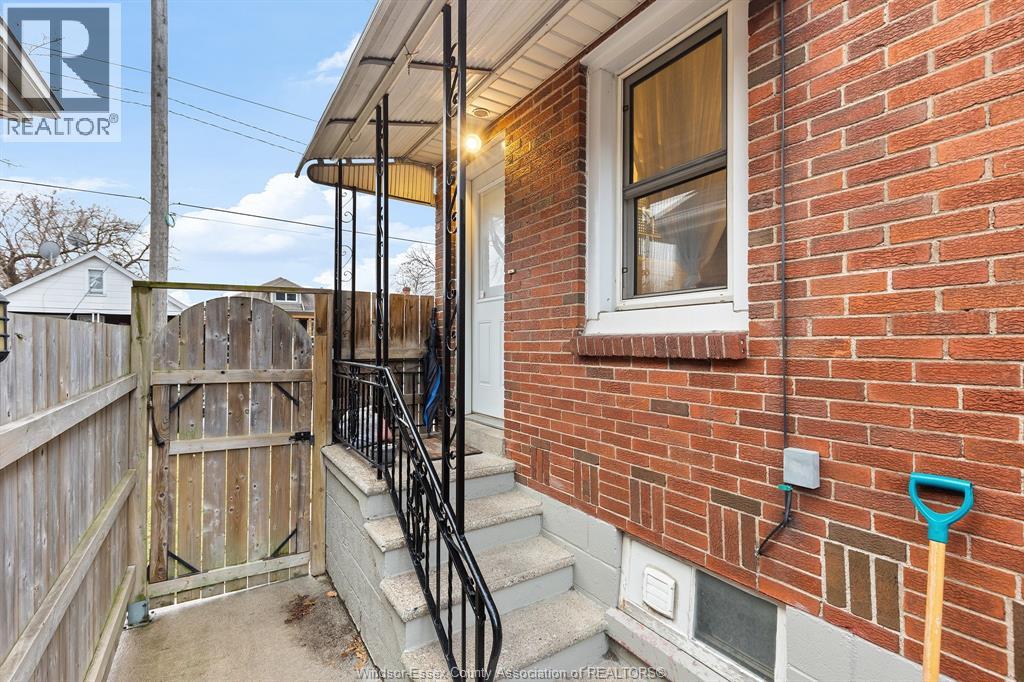 Additional image 4 of 2332 Mercer , Windsor, ON, N8X3R3