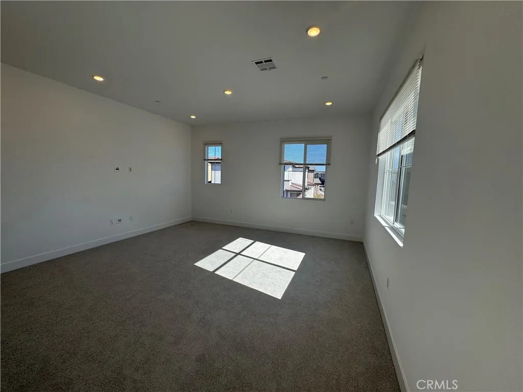 Additional image 22 of 114 Pansy, Irvine, CA 92618