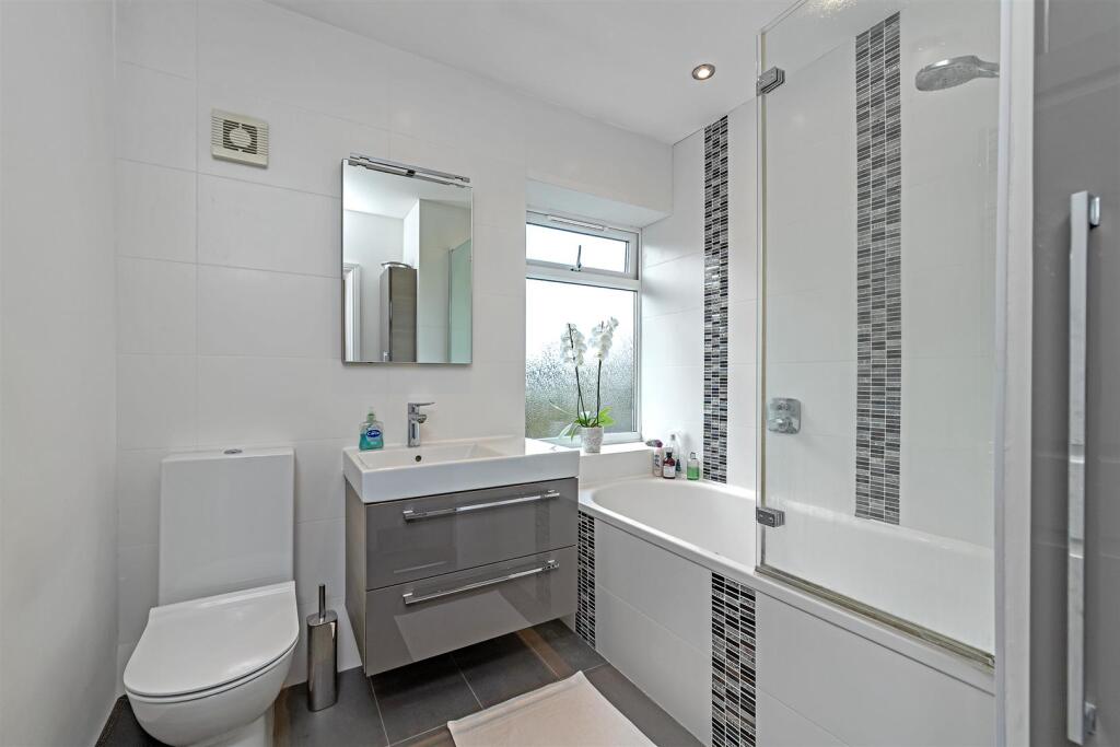 Additional image 21 of Pondfield Crescent, St. Albans