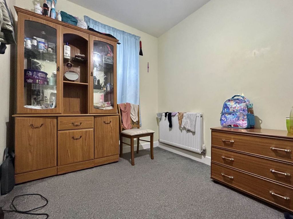 Additional image 6 of 3 bed flat for saleFlat 2, The Grove, Ithon Road, Llandrindod Wells LD1