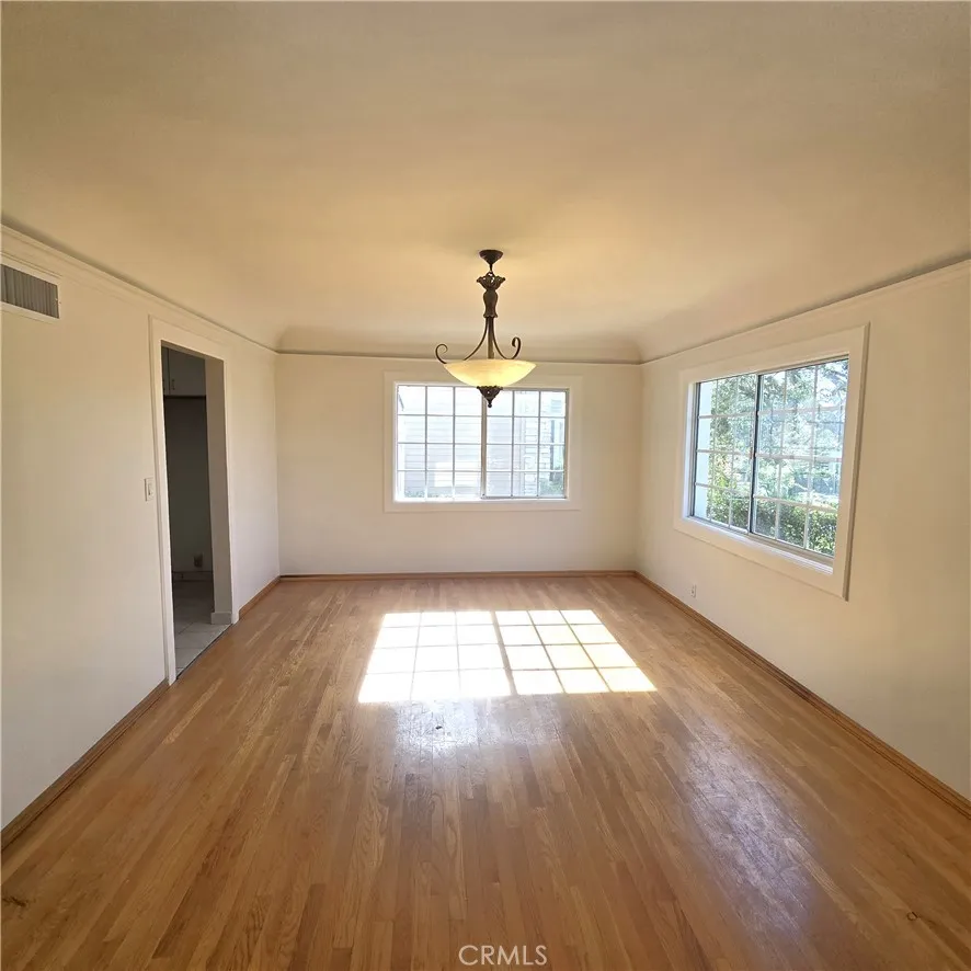 Additional image 25 of 2035 Rangeview Dr, Glendale, CA 91201