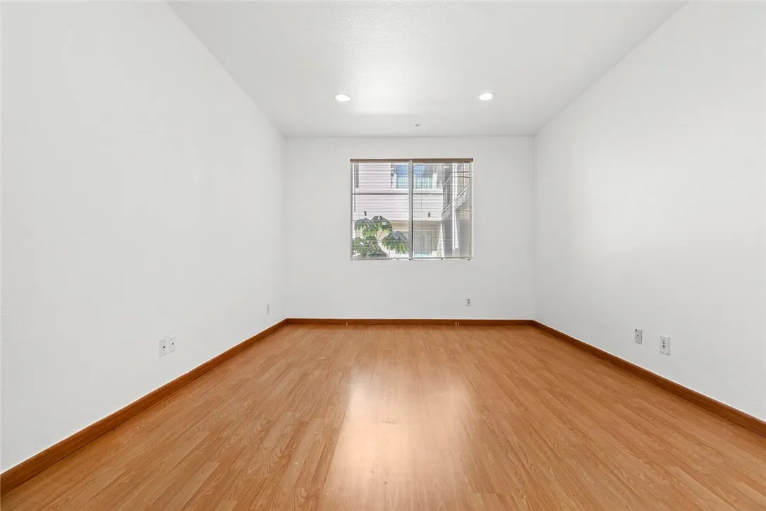 Additional image 65 of 16940 Chatsworth Unit 208, Granada Hills, CA 91344