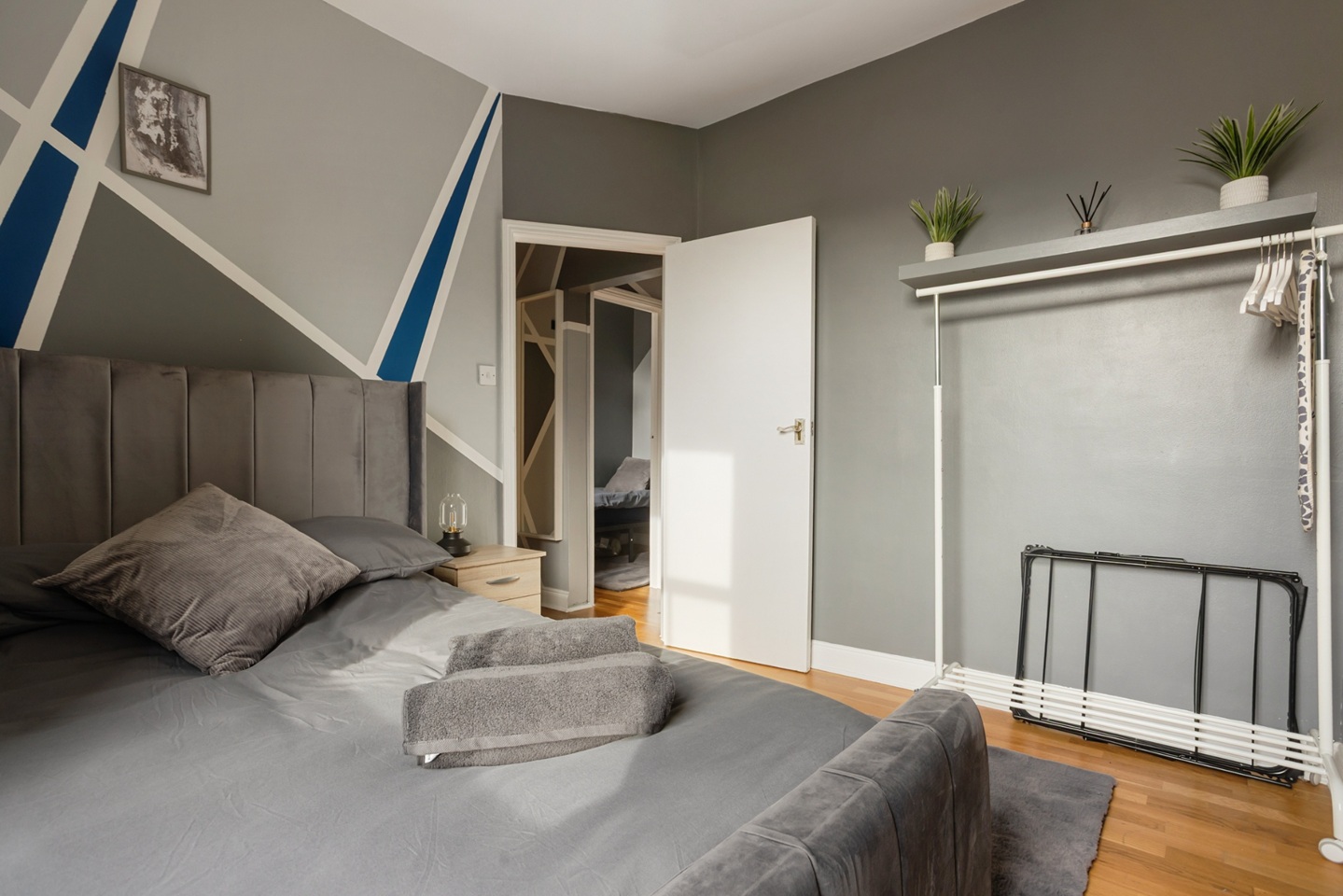 Additional image 22 of 2 Bed Semi-Detached House, Brick Lane, E1, N1 7GU