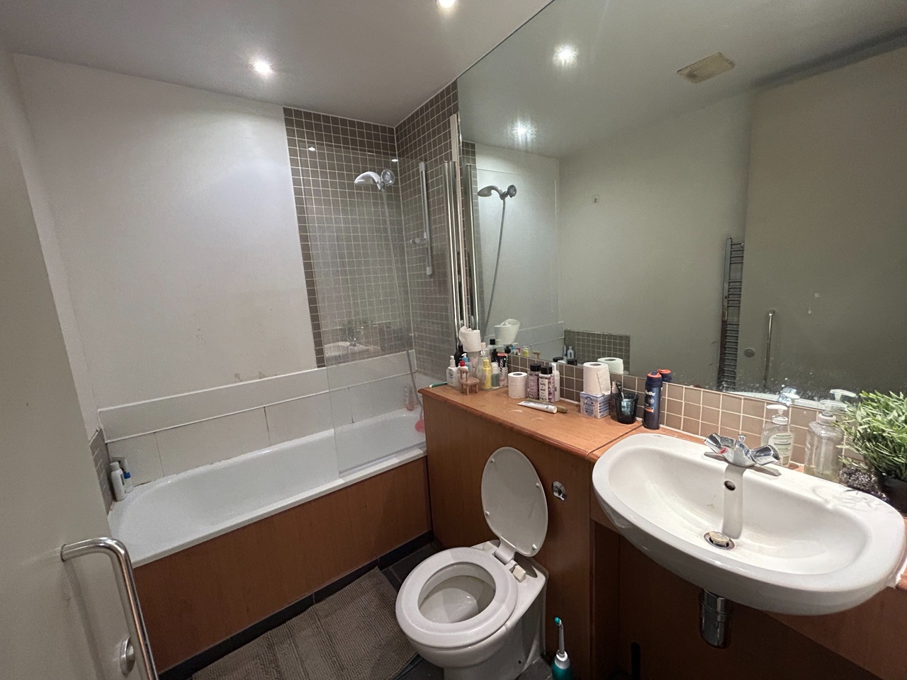 Additional image 11 of Room in a Shared Flat, Lawrence House, EC1V, N1 7GU