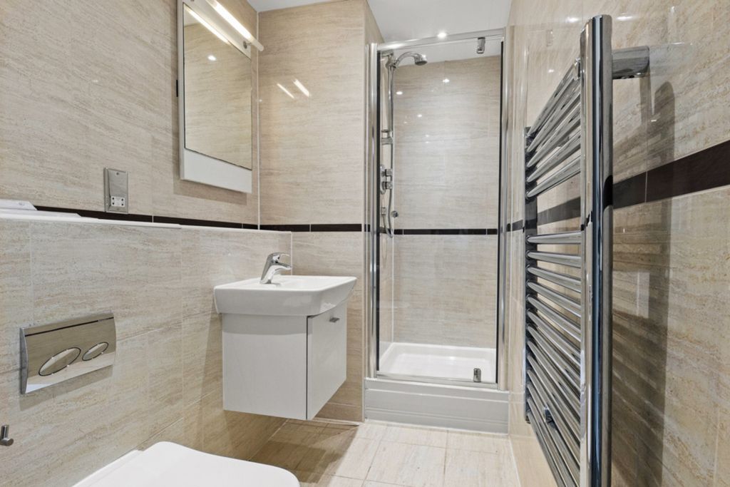 Additional image 20 of 3 bed flat for saleColquitt Street, Liverpool L1