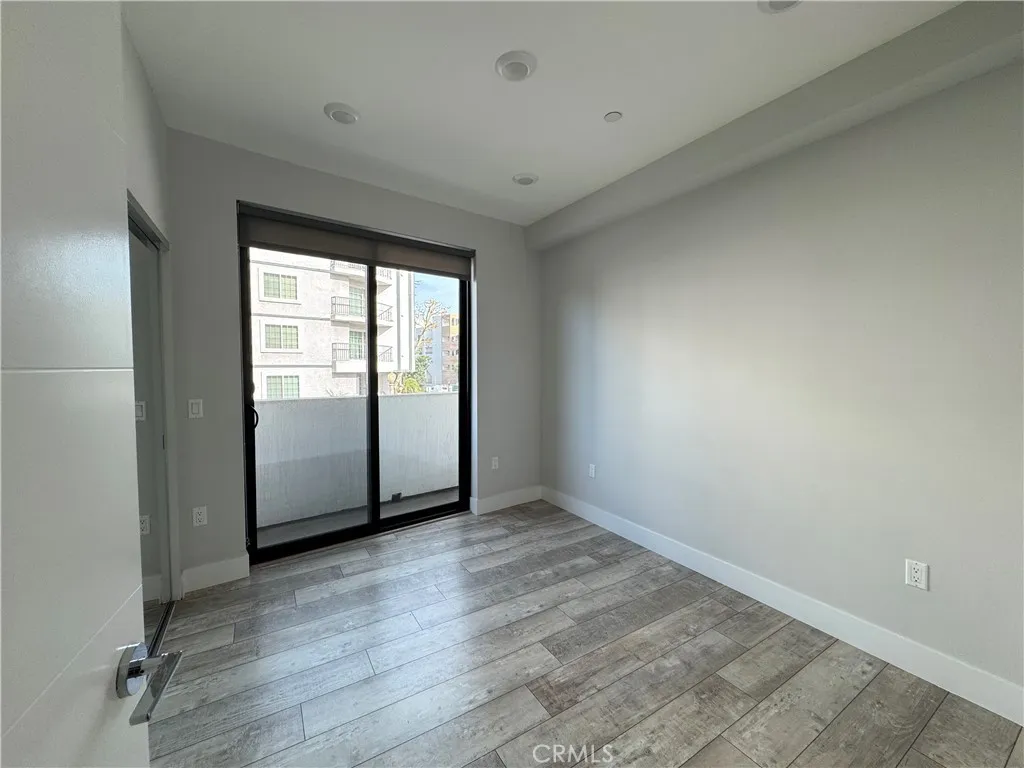 Additional image 22 of 4383 N Sepulveda blvd, Sherman Oaks, CA 91403