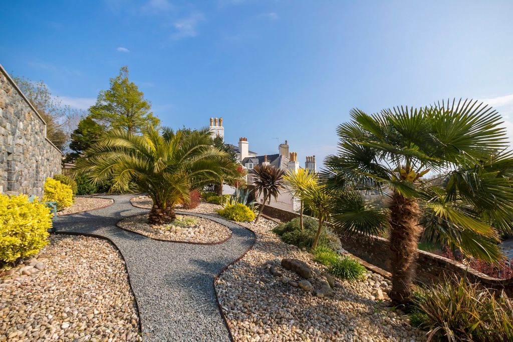 Additional image 32 of 3 bed flat for saleGeorge Road, St. Peter Port, Guernsey GY1