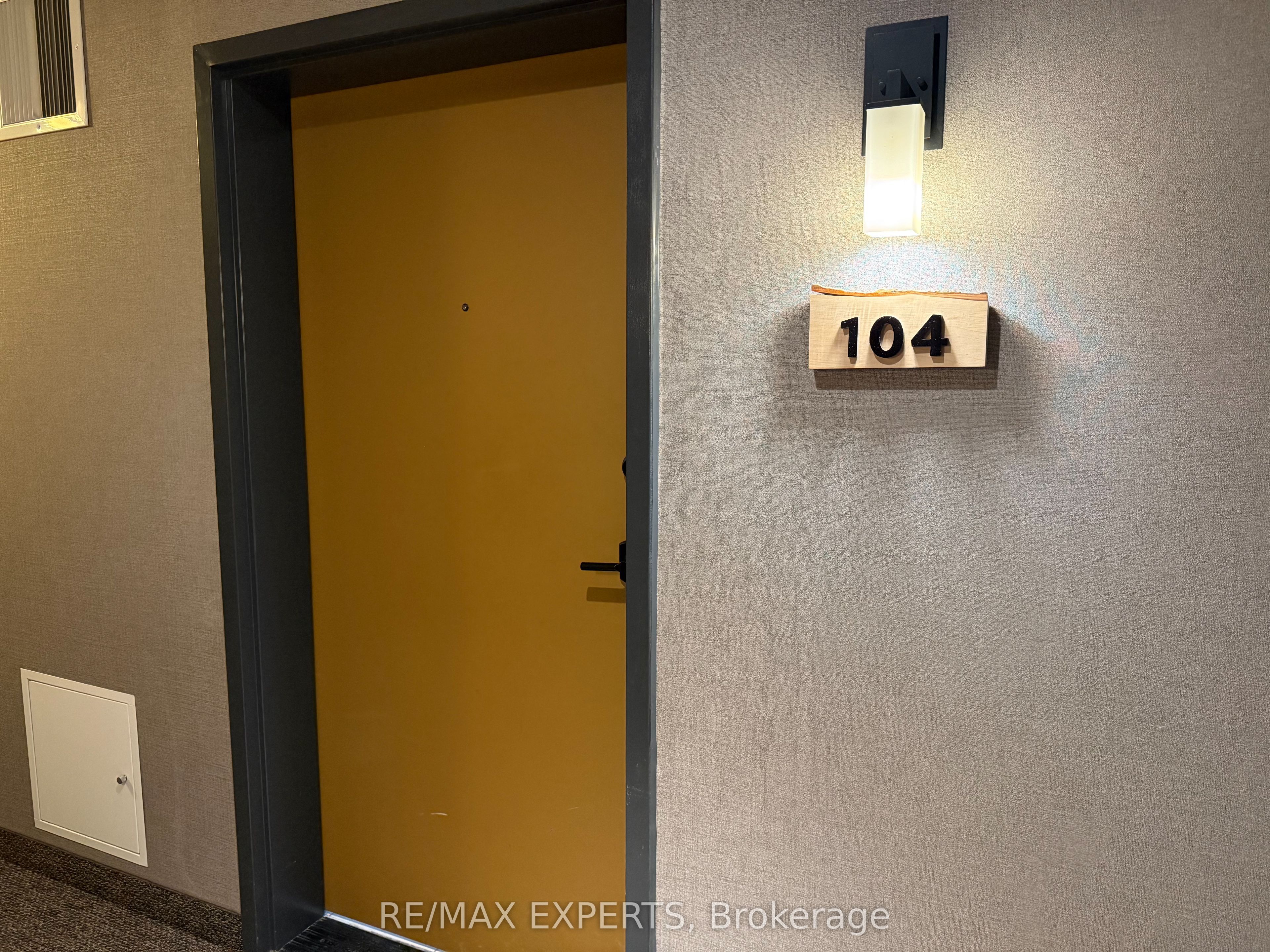 Additional image 6 of 104-20 Koda Street, Barrie, ON, L9J 0J7