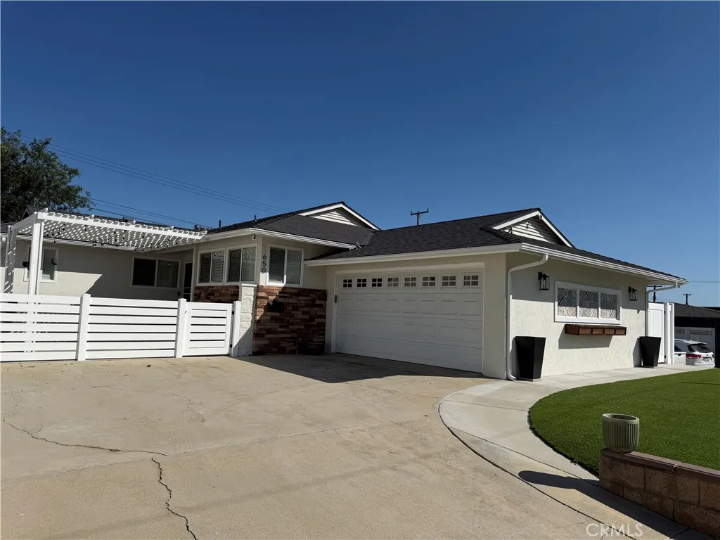 650 Juanita St, La Habra, CA 90631