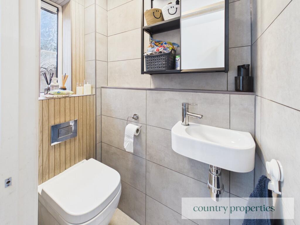 Additional image 16 of Woodhall Court, Welwyn Garden City, AL7