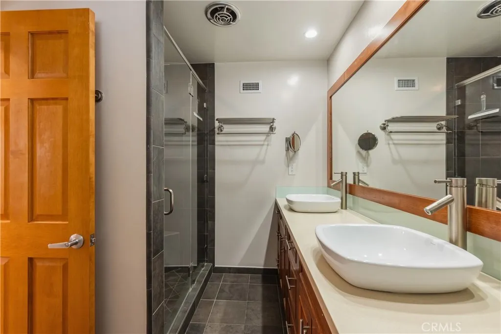 Additional image 26 of 828 Stevely Ave, Long Beach, CA 90815