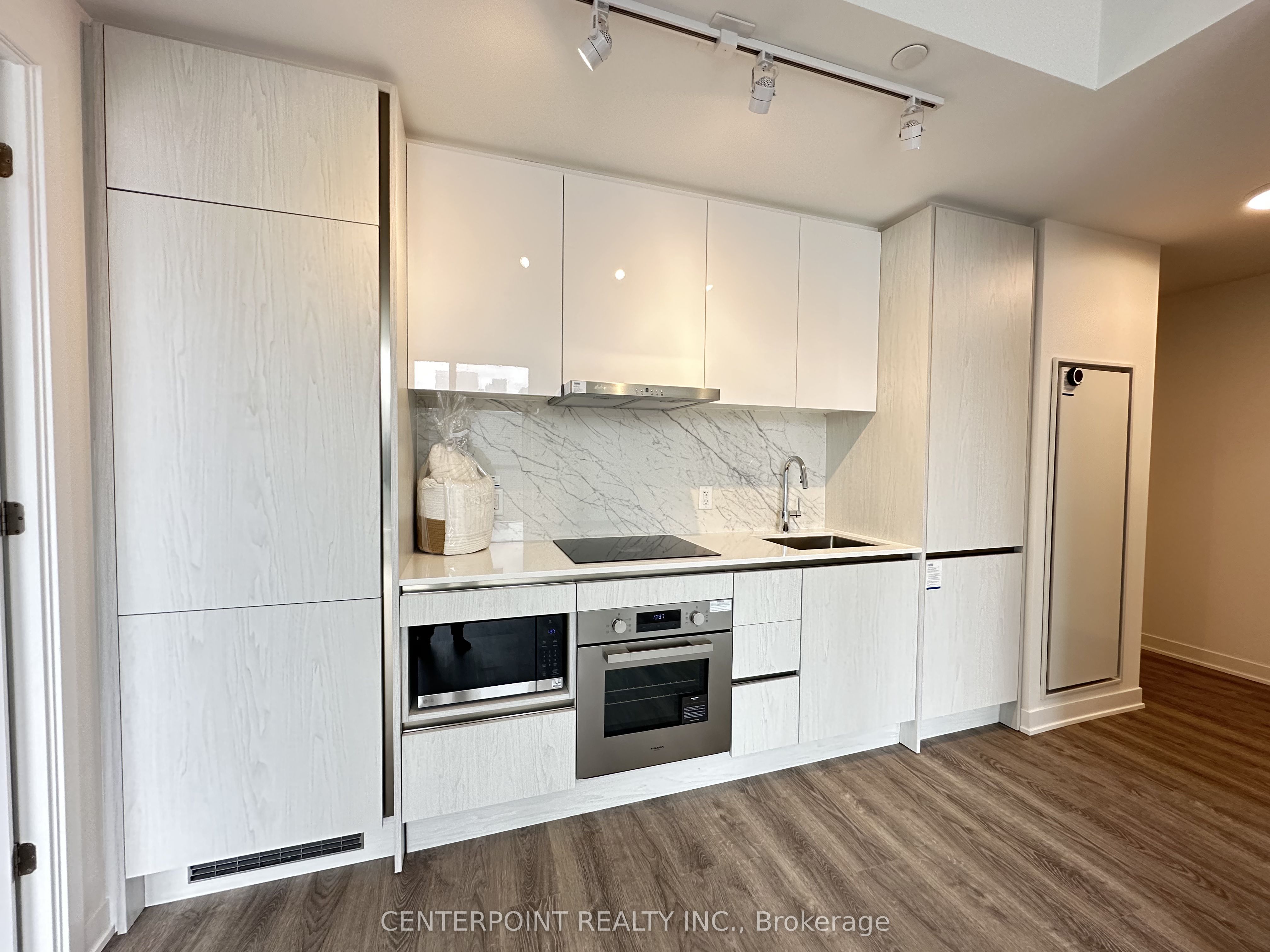 Additional image 3 of 3312-180 Front Street E, Toronto, ON, M5A 0A9