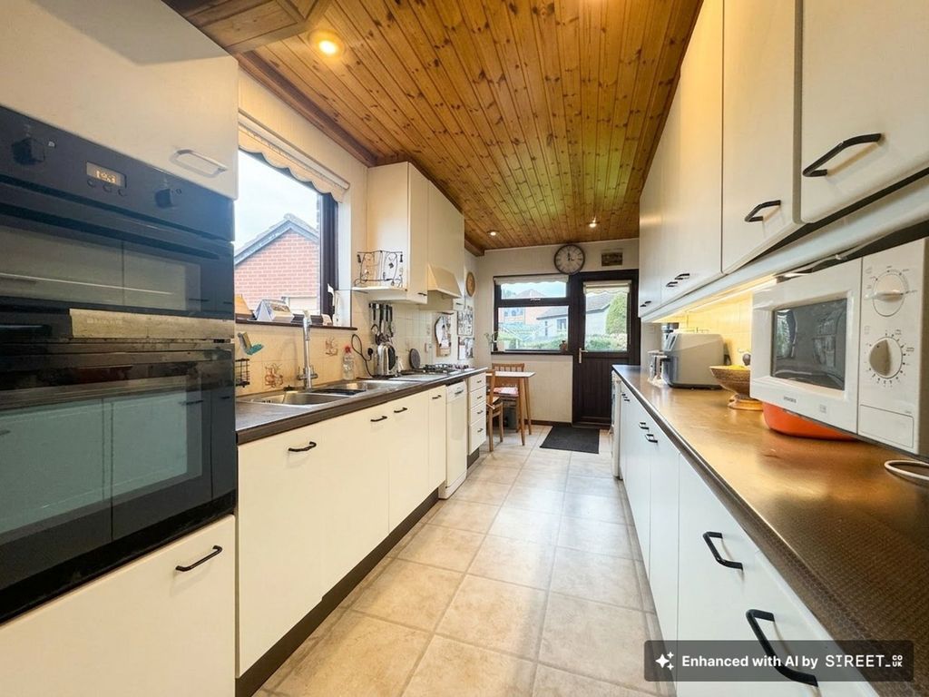 Additional image 6 of 3 bed flat for saleGlensharragh Gardens, Belfast BT6