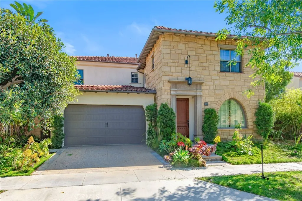 60 Mapleton, Irvine, CA 92620