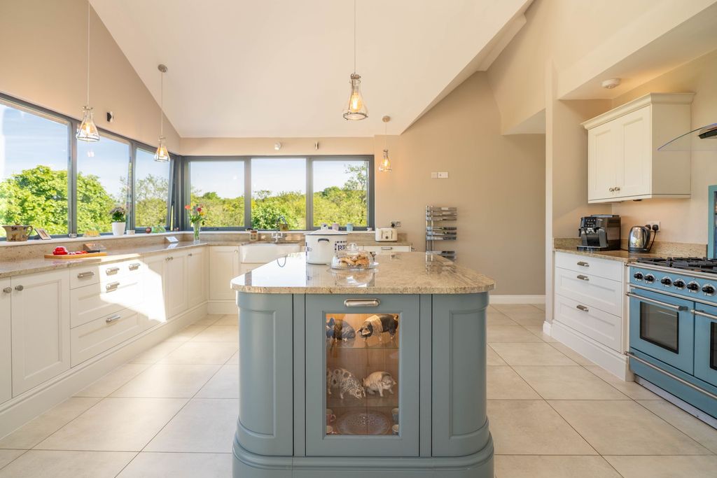 Additional image 14 of 7 bed detached house for saleCastlemorris, Haverfordwest SA62