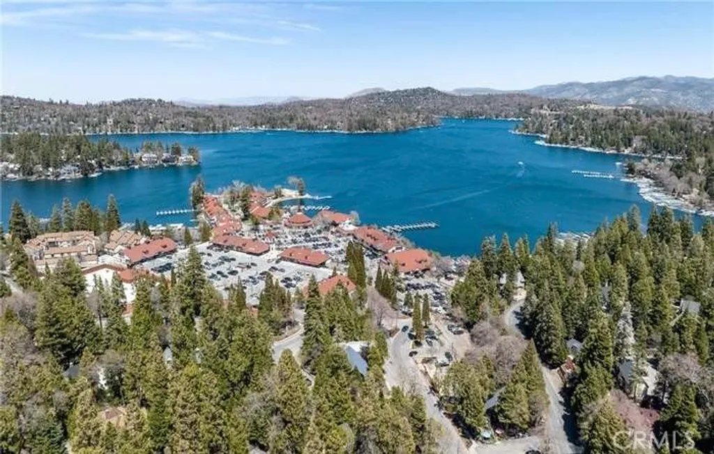 27981 Rainbow Drive, Lake Arrowhead, CA 92352