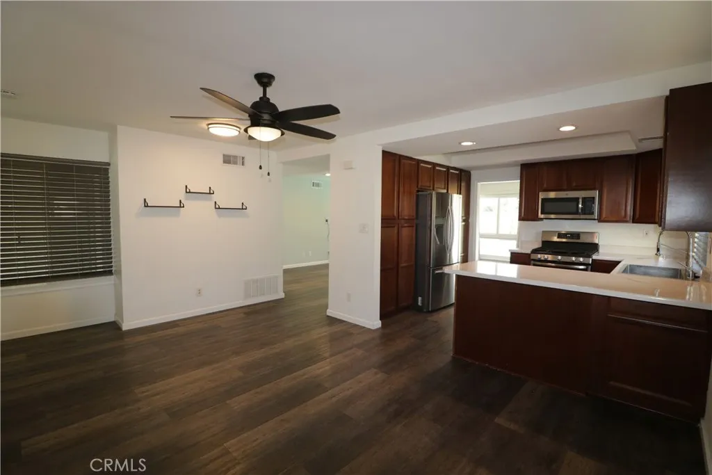 Additional image 8 of 27521 Glasser Ave, Canyon Country, CA 91351