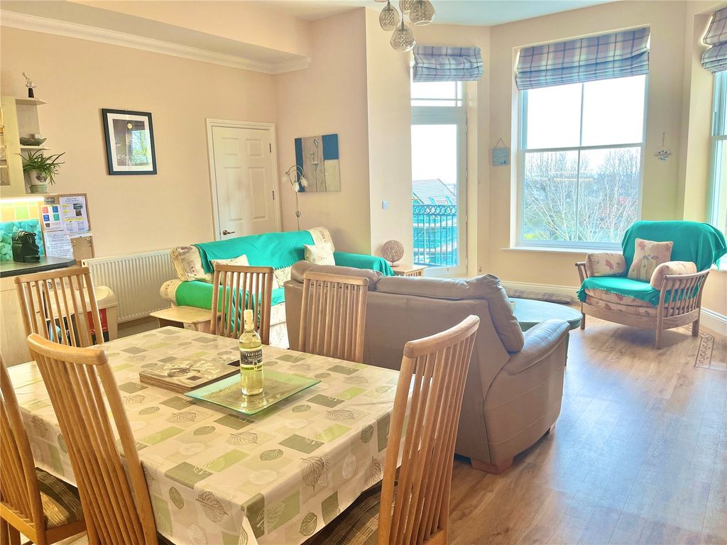 Additional image 8 of 2 bed flat for saleNarberth Road, Tenby, Pembrokeshire SA70