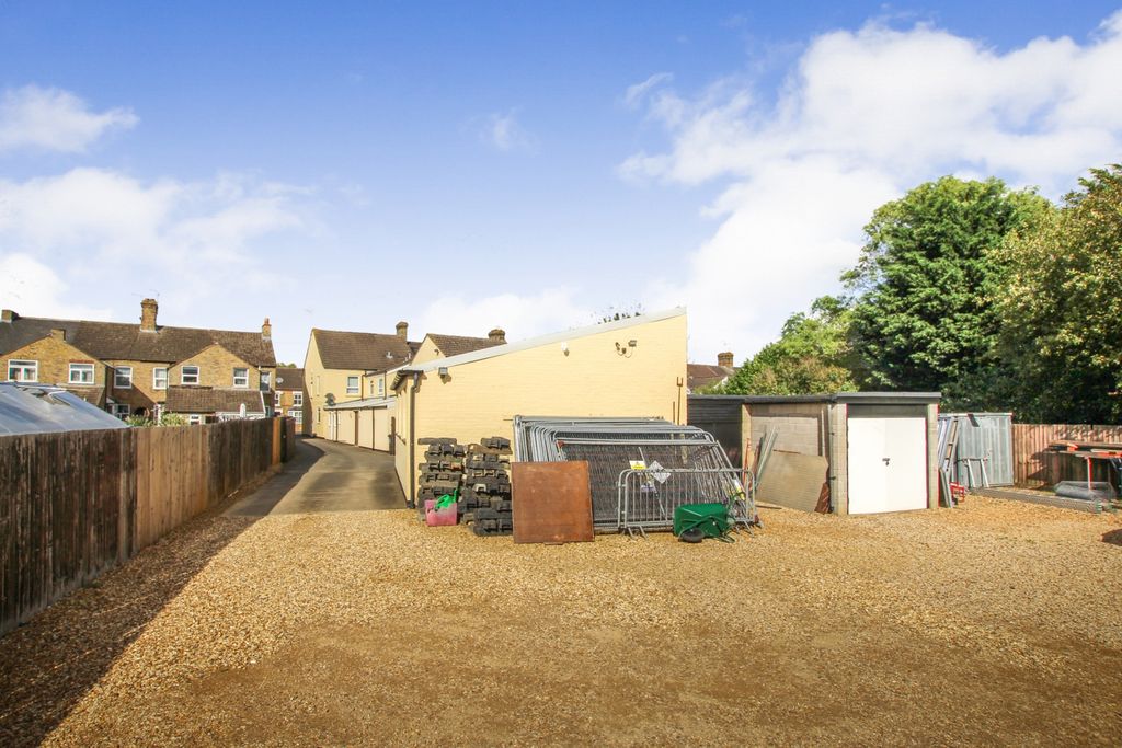 Additional image 7 of 2 bed office for saleOundle Road, Peterborough PE2