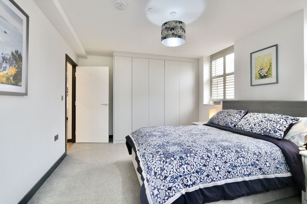 Additional image 10 of 2 bed flat for saleWilliam Street, Gilfach CF81