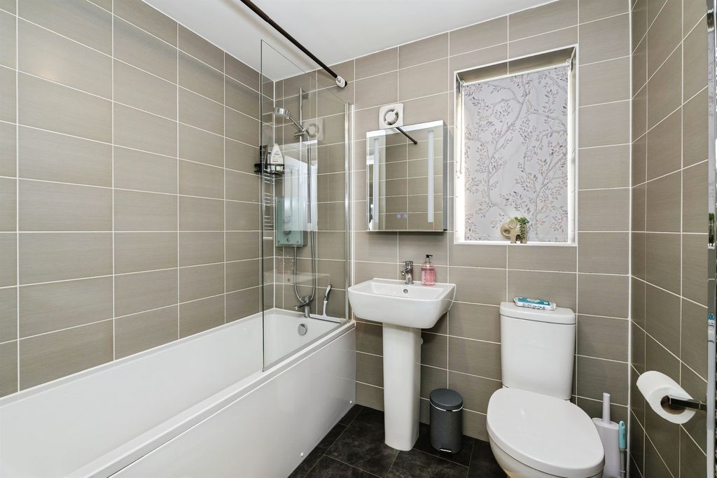 Additional image 14 of 4 bed detached house for saleWilton Avenue, Hampton Gardens, Peterborough PE7