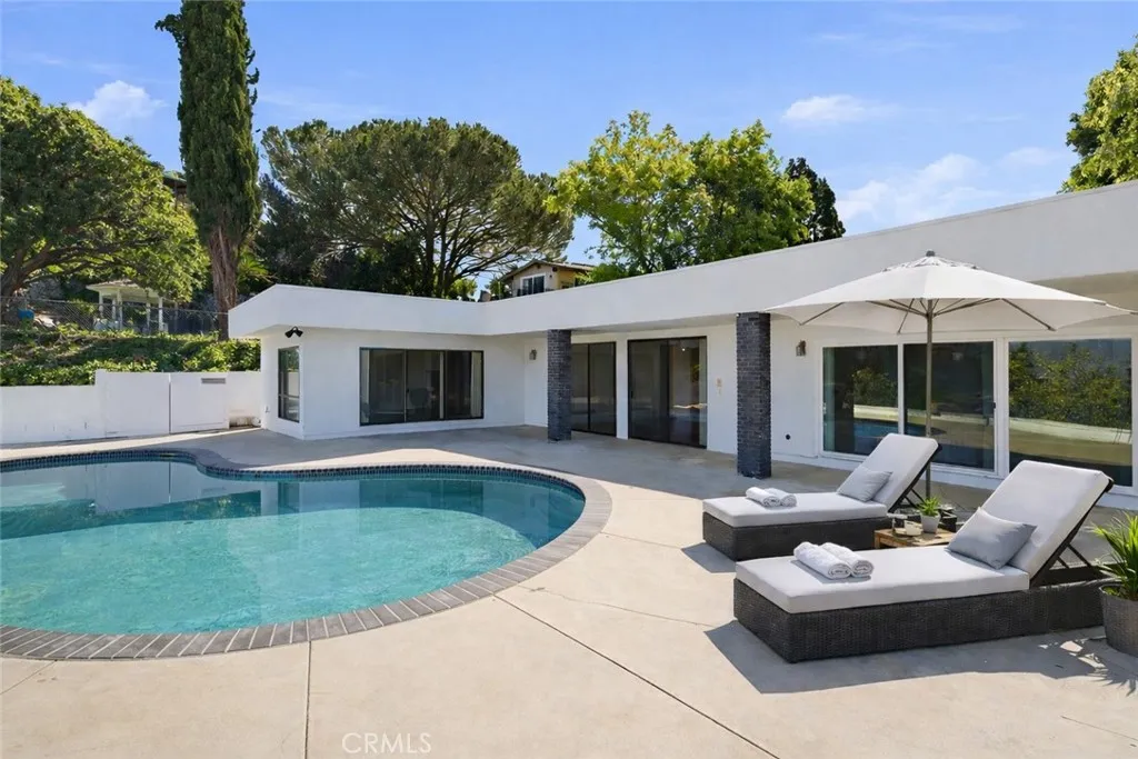 Additional image 24 of 3329 Dona Rosa Dr, Studio City, CA 91604