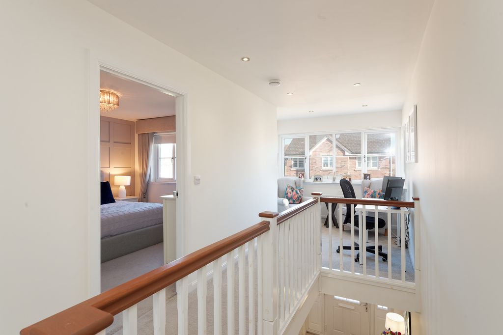 Additional image 13 of 5 bed detached house for sale33 Lochside Avenue, Bishopton PA7