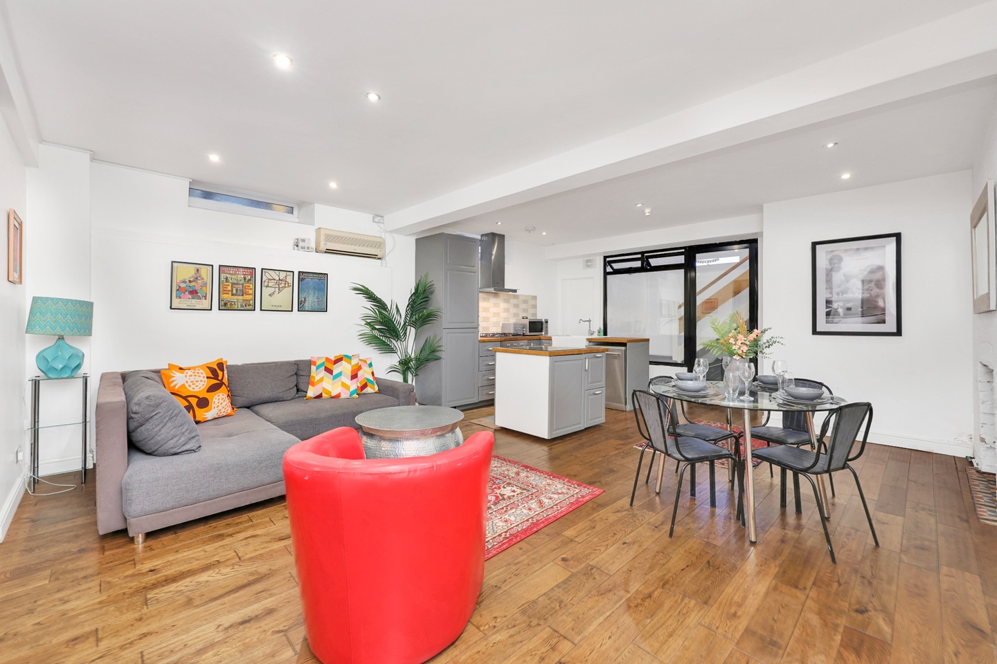 Additional image 4 of 2 Bed Flat, Fullwood's Mews, N1, N1 7GU