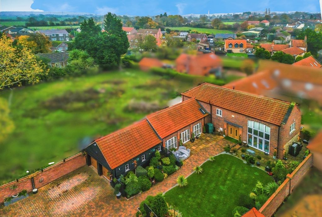 5 bed detached house for saleSand Pit Lane, Alkborough, Scunthorpe, Lincolnshire DN15