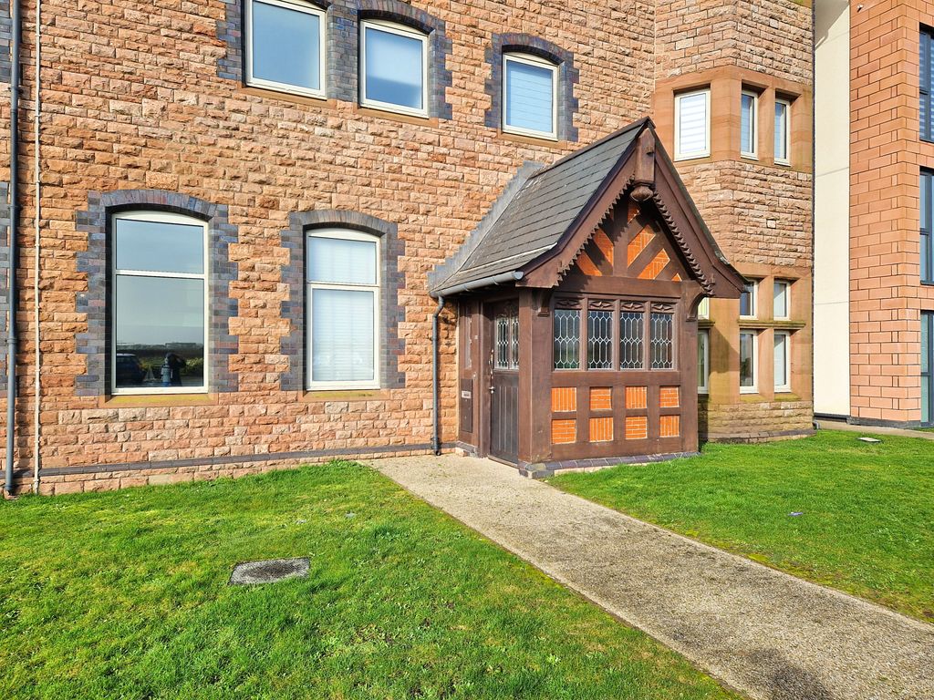 Additional image 4 of 3 bed flat for saleThe Rest, Rest Bay, Porthcawl CF36